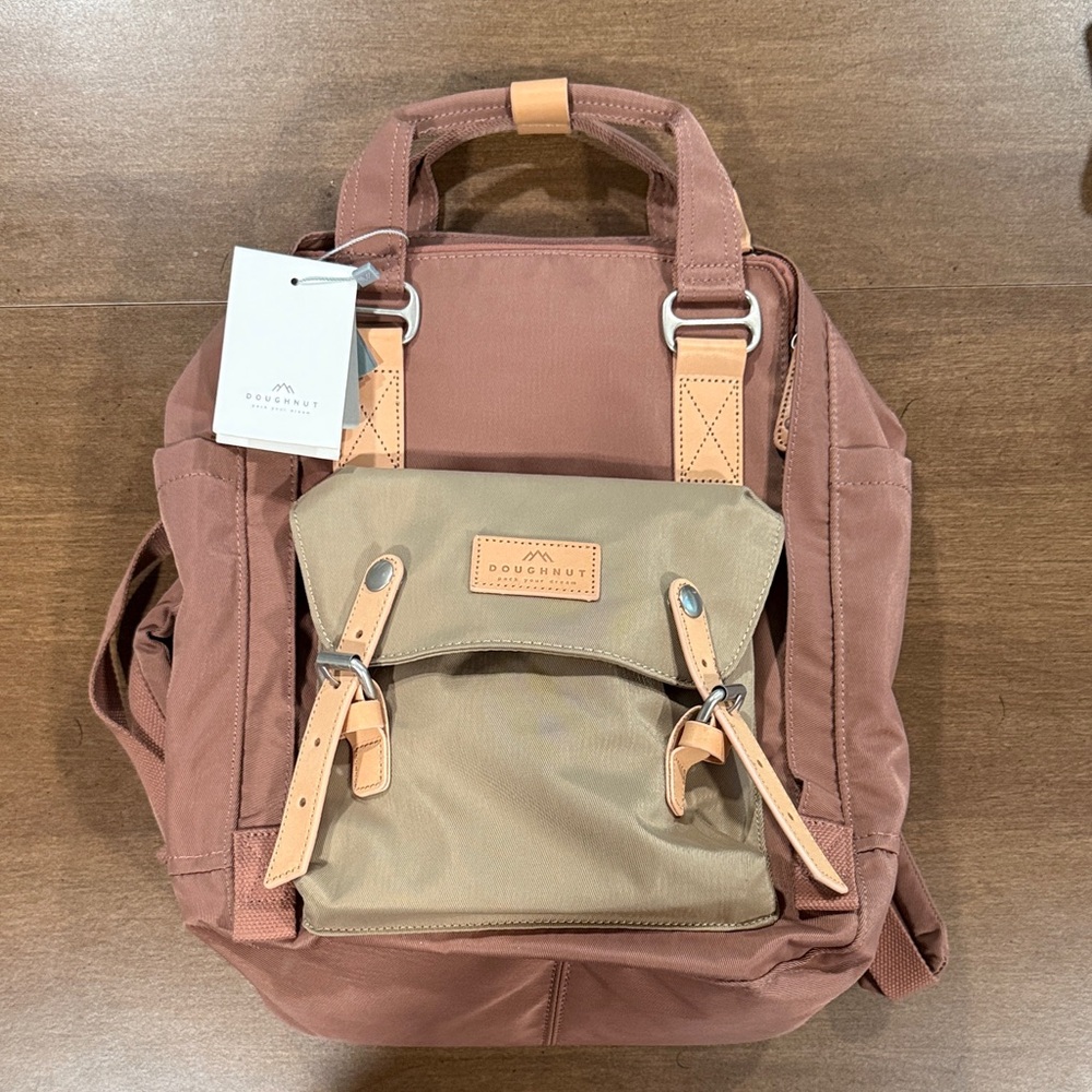 Doughnut Macaroon and Chestnut X Almond 16L Ladies College Lightweight Backpack
